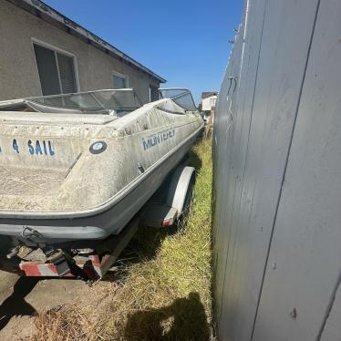 1991 Monterey 18ft boat