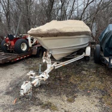 1984 Sea Ray 21ft boat