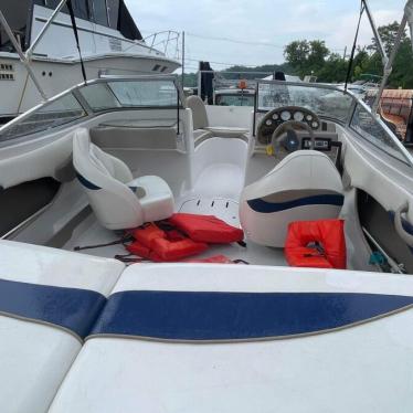 1997 Four Winns 18ft boat