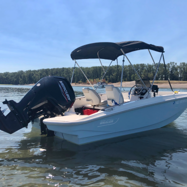 2020 Boston Whaler