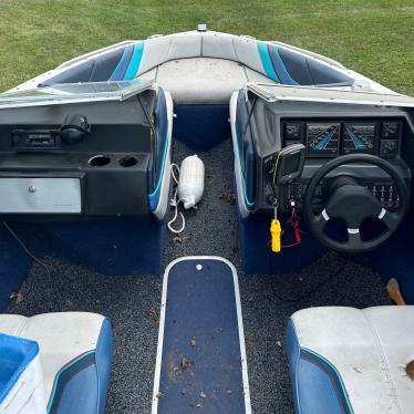 1988 Bayliner 2.3l