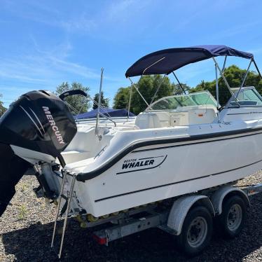 2005 Boston Whaler