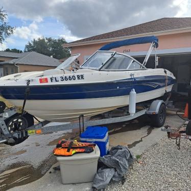 2010 Bayliner capri