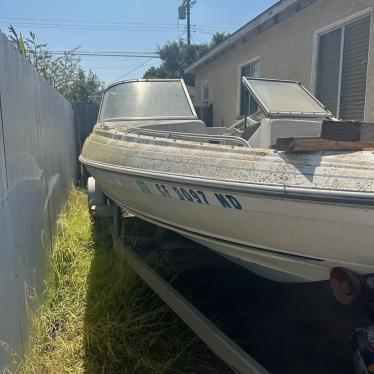 1991 Monterey 18ft boat