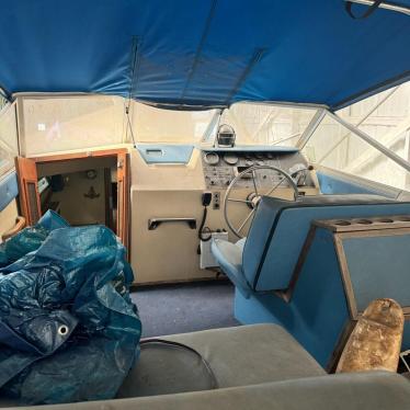 1979 Bayliner 28ft boat