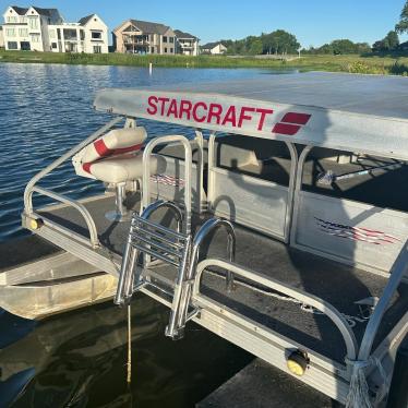 1988 Starcraft 24ft pontoon boat