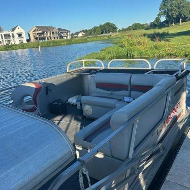 1988 Starcraft 24ft pontoon boat