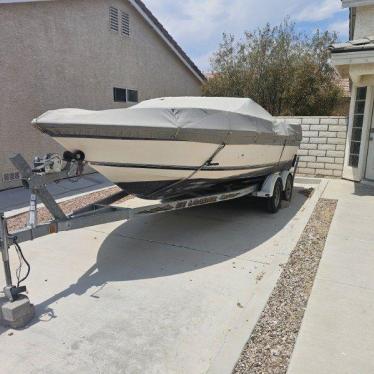 1986 Century 21ft boat