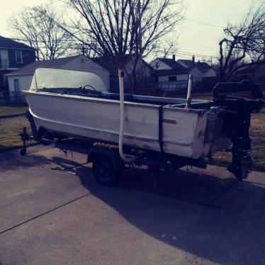 1959 Starcraft 16ft boat