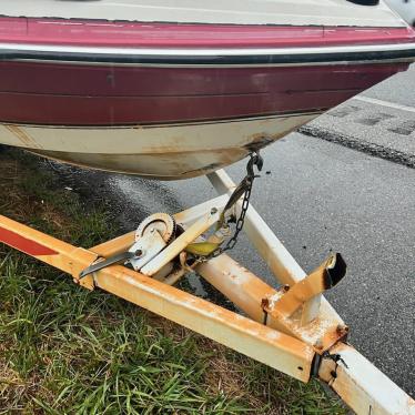 1990 Wellcraft 17ft boat