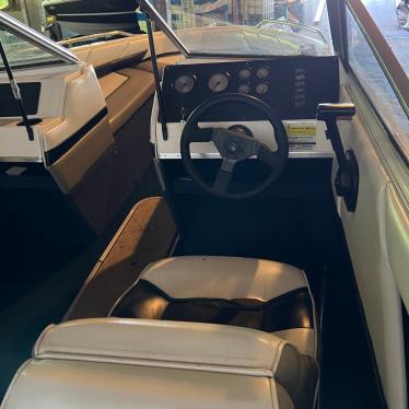 1997 Bayliner 1950 capri classic