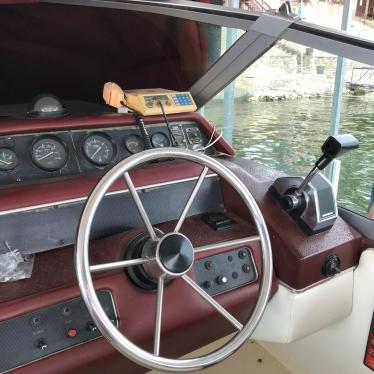 1990 Sea Ray 27ft boat