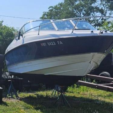 2003 Bayliner 21ft boat