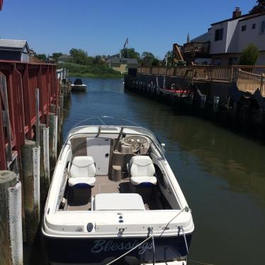 2003 Bayliner 21ft boat