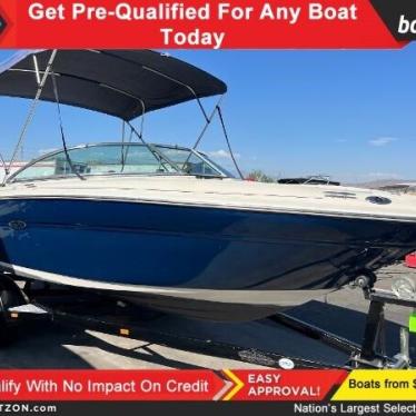 2006 Sea Ray 220 select