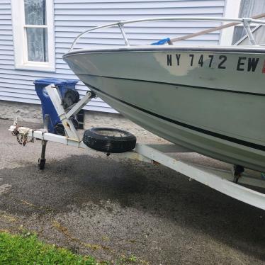 1981 Rinker 17ft boat