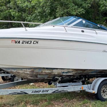 1995 Sea Ray 215 express cruiser