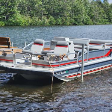 1988 Hurricane 19ft pontoon boat