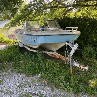 1982 Sea Ray 16ft boat