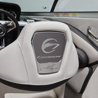 2024 Crownline 270 xss