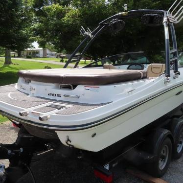 2012 Sea Ray 205 sport