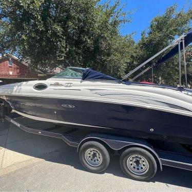 2005 Sea Ray 240 sundeck