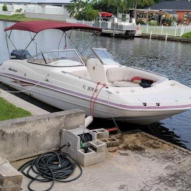 2006 Hurricane sundeck