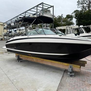 2012 Regal 24 fasdeck