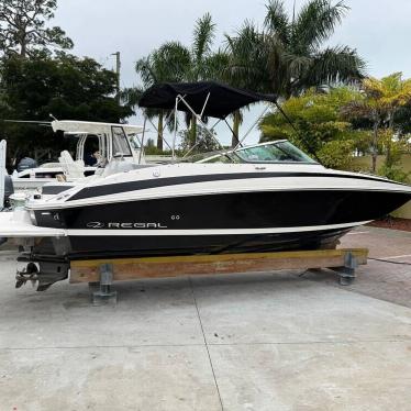 2012 Regal 24 fasdeck