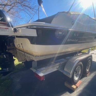 2017 Bayliner 210deckboat