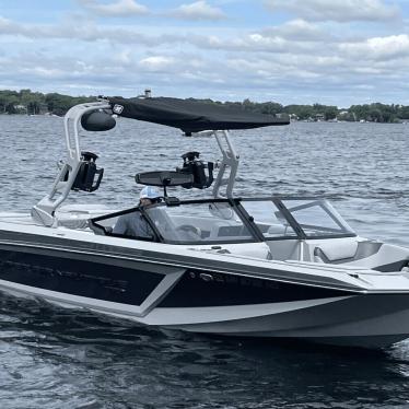 2021 Nautique gs24