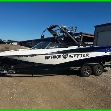 2012 Malibu wakesetter 247 lsv