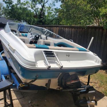 1994 Rinker 18ft boat