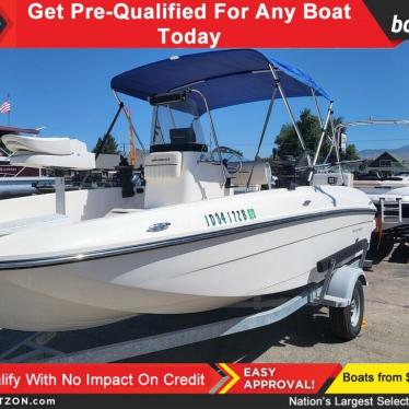 2017 Bayliner elemente18