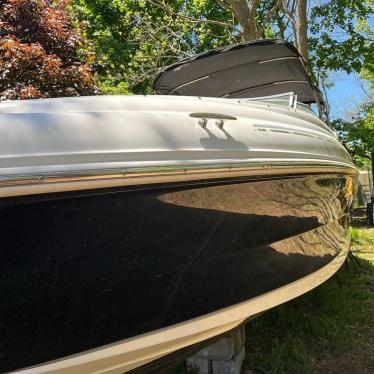 2005 Sea Ray 240 sundeck