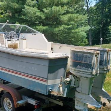 1986 Bayliner 21ft boat