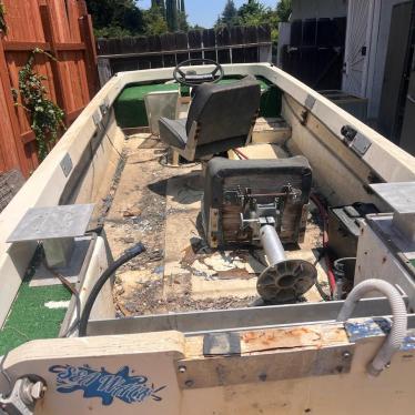 Boat 13' Boat Located In Carmichael, CA - Has Trailer 1984