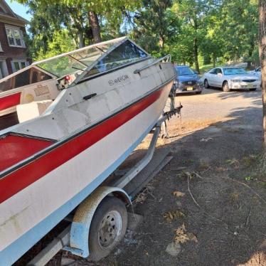 1986 Wellcraft 19ft boat