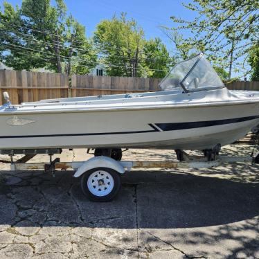 1973 Larson 15ft boat