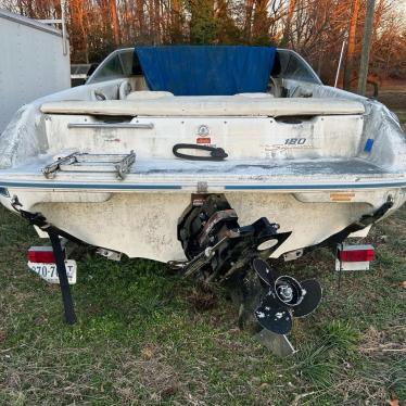 1995 Sea Ray 18ft boat