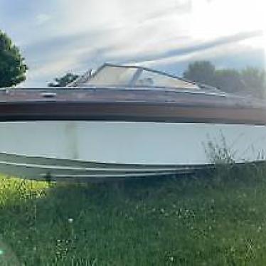 1987 Baja 20ft boat