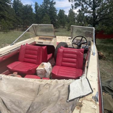 1975 Glastron 15ft boat