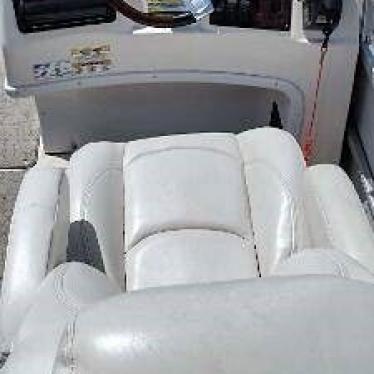 2007 Hurricane fun deck 218re