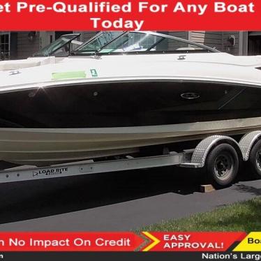 2013 Sea Ray 220 sundeck