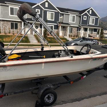 1962 Starcraft 14ft boat