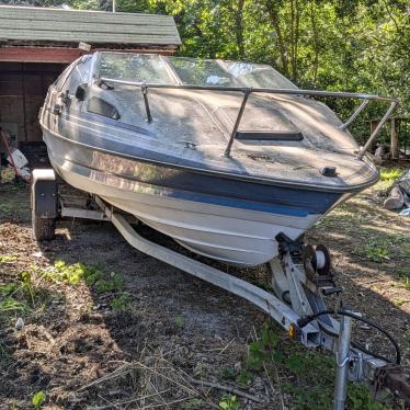 1989 Bayliner 19ft boat