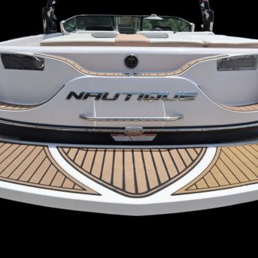 2012 Nautique 226