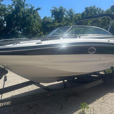 2007 Crownline 252 ex