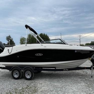 2019 Sea Ray spx 230 ob