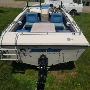 1977 Four Winns 18ft boat